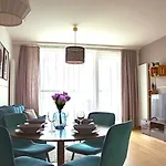 Apartman Free Garage Parking!!! Stylish Getaway In Prime Location - By The Danube And Old Town