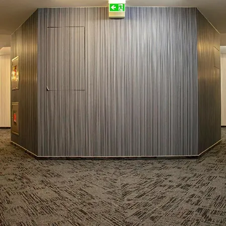 Free Garage Parking!!! Stylish Getaway In Prime Location - By The Danube And Old Town アパート ブラチスラヴァ