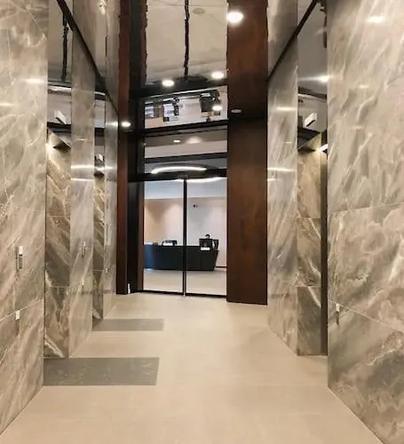 Free Garage Parking!!! Stylish Getaway In Prime Location - By The Danube And Old Town شقة *