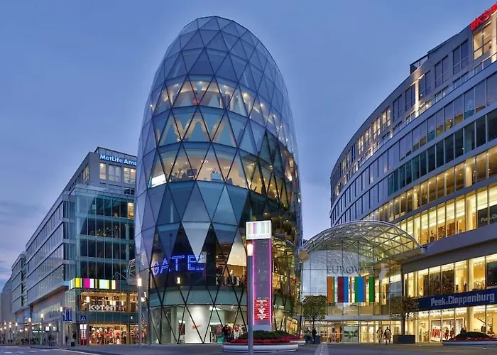 Free Garage Parking!!! Stylish Getaway In Prime Location - By The Danube And Old Town شقة براتسيلافا