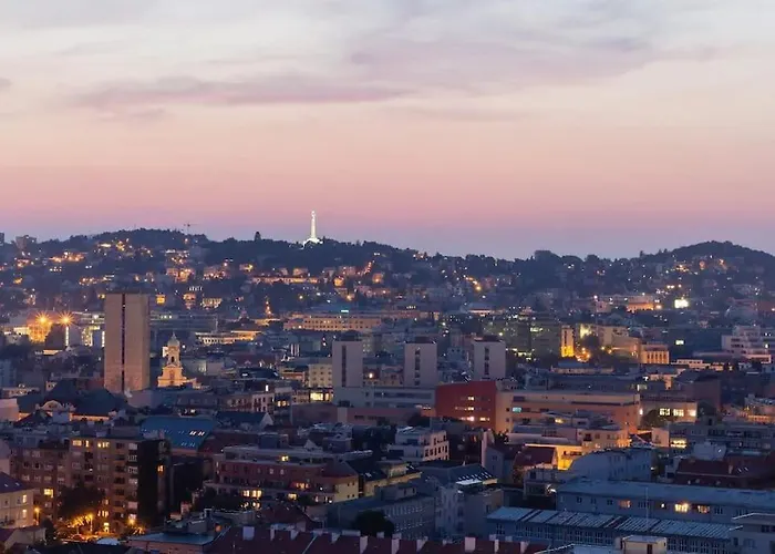 Free Garage Parking!!! Stylish Getaway In Prime Location - By The Danube And Old Town براتسيلافا