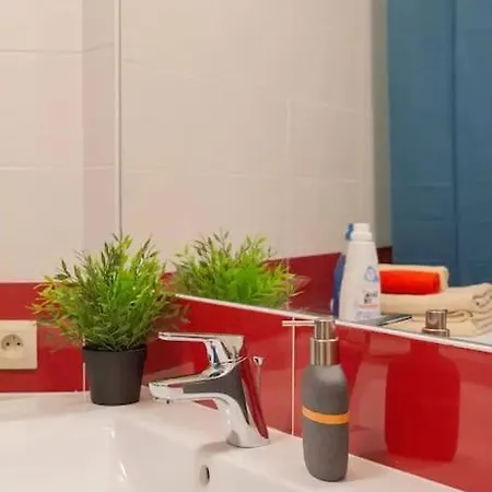 Free Garage Parking!!! Stylish Getaway In Prime Location - By The Danube And Old Town Lejlighed *