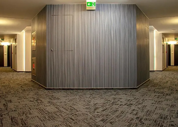 Free Garage Parking!!! Stylish Getaway In Prime Location - By The Danube And Old Town アパート ブラチスラヴァ