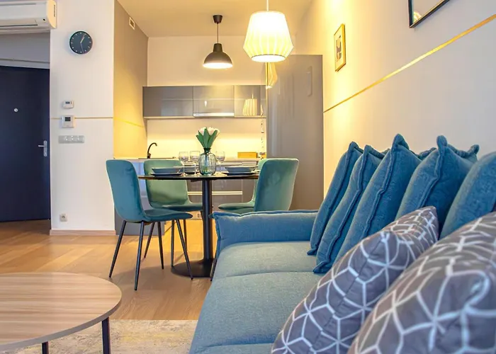 Free Garage Parking!!! Stylish Getaway In Prime Location - By The Danube And Old Town アパート *